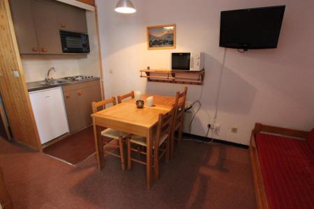 Rent in ski resort 2 room apartment cabin 4 people (606) - Résidence Arcelle - Val Thorens - Living room