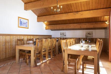 Rent in ski resort 13 room chalet 24 people (Bonhomme) - Résidence Chalet des Neiges Hermine - Val Thorens - Dining area