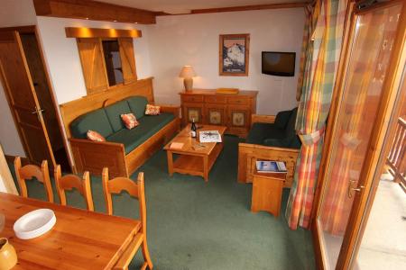 Rent in ski resort 3 room apartment 6 people (12) - Résidence Chalet le Cristallo - Val Thorens - Living room