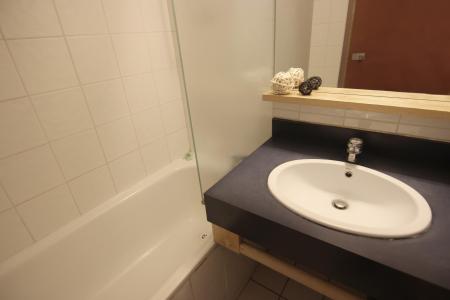 Location au ski Appartement 2 pièces 4 personnes (209) - Résidence l'Eskival - Val Thorens - Salle de bains