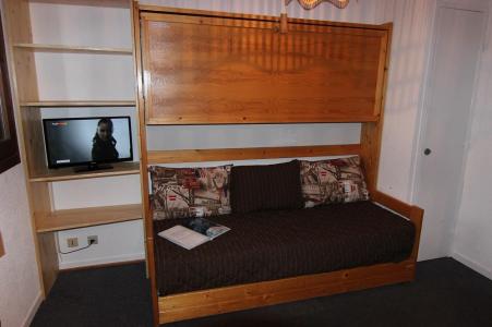 Location au ski Studio cabine 4 personnes (8) - Résidence le Joker - Val Thorens - Table