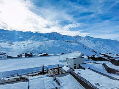 Rent in ski resort Studio cabin 4 people (28) - Résidence Les Olympiades - Val Thorens - Winter outside