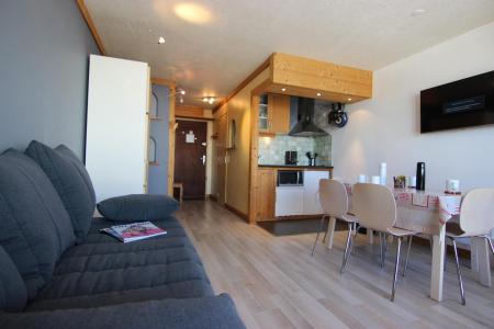 Rent in ski resort Studio 4 people (200) - Résidence Névés - Val Thorens - Living room
