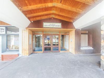 Rent in ski resort 2 room apartment 5 people (1) - Résidence Olympiade 306 - Val Thorens - Winter outside