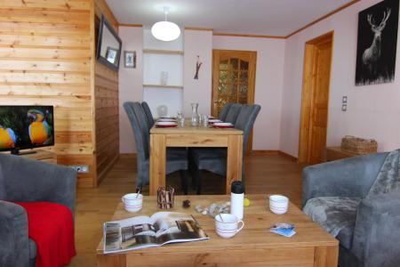 Rent in ski resort 5 room apartment 8 people (A17) - Résidence Roc de Péclet - Val Thorens - Living room