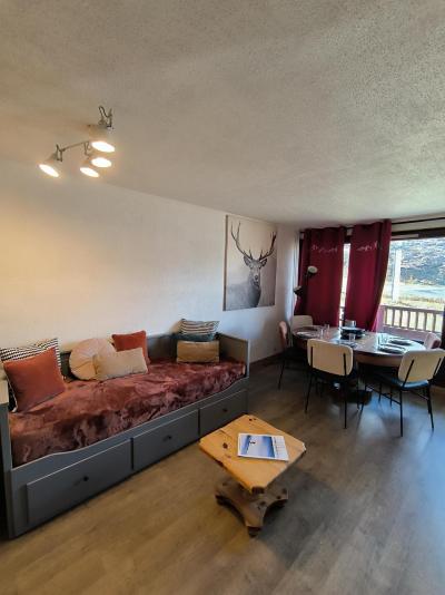 Wynajem na narty Apartament 2 pokojowy z alkową 6 os&oacute;b (B5) - Résidence Roc de Péclet - Val Thorens - Pokój gościnny