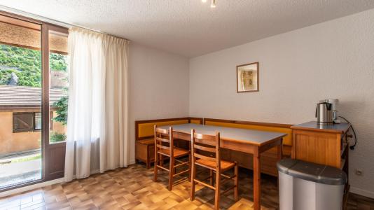 Rent in ski resort 4 room triplex apartment 7 people - Résidence les Gorges Rouges - Valberg / Beuil - Dining area