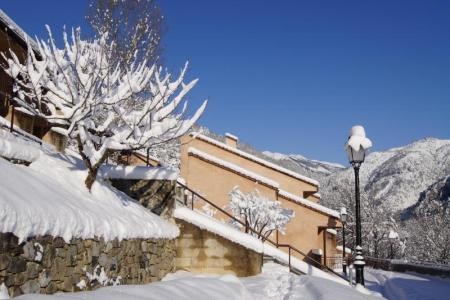 Vacances en montagne Résidence les Gorges Rouges - Valberg / Beuil - Extérieur hiver