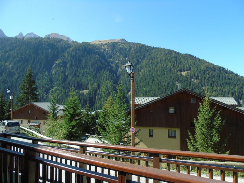 Rent in ski resort 3 room apartment 6 people (I04) - Chalet Arrondaz - Valfréjus - Balcony