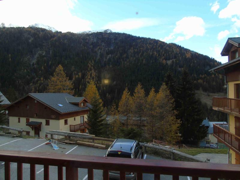 Rent in ski resort 3 room apartment cabin 6 people (E3) - Chalet Arrondaz - Valfréjus - Balcony