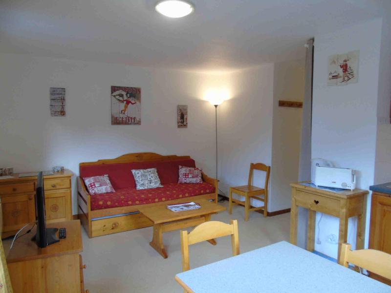 Rent in ski resort 3 room apartment cabin 6 people (J32) - Chalet Arrondaz - Valfréjus - Living room