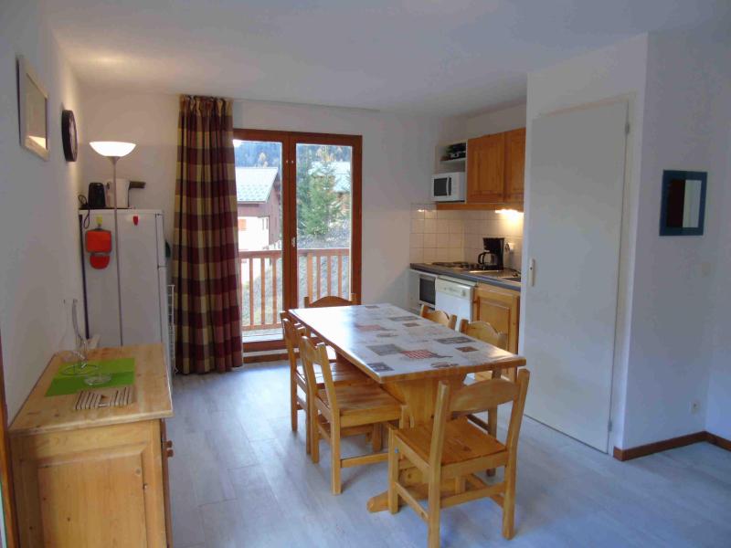 Skiverleih 3-Zimmer-Holzhütte für 6 Personen (E3) - Chalet Arrondaz - Valfréjus - Wohnzimmer