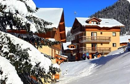 Rent in ski resort Chalet Arrondaz A - Valfréjus - Winter outside