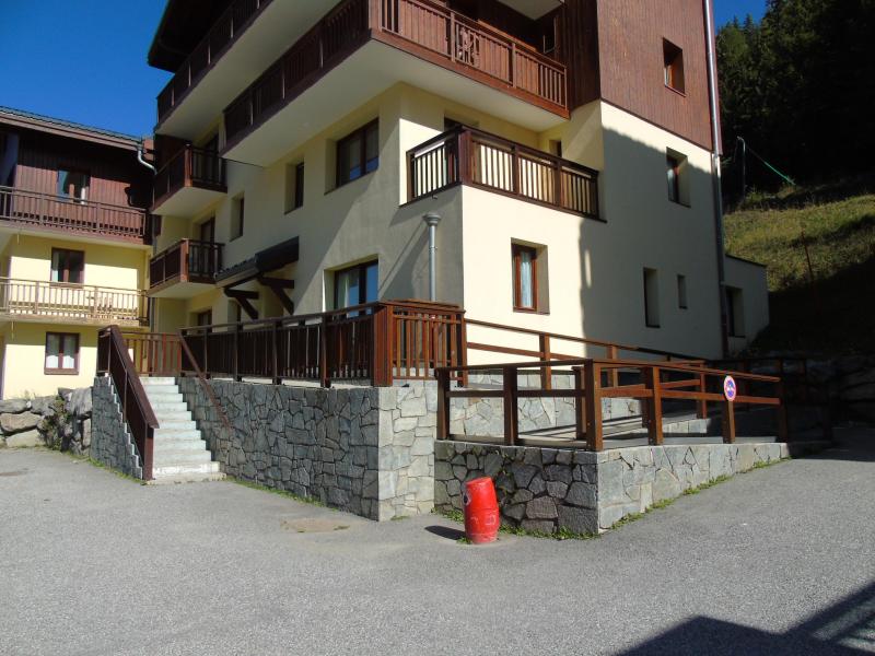 Wynajem na narty Apartament 3 pokojowy 6 osób (I04) - Chalet Arrondaz - Valfréjus - Balkon