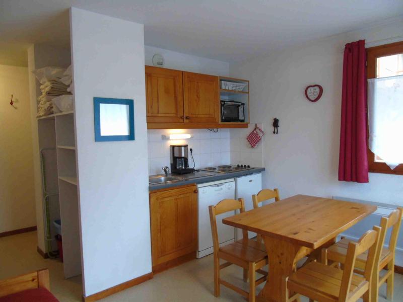 Ski verhuur Appartement 2 kamers 4 personen (G02) - Chalet Arrondaz - Valfréjus - Woonkamer