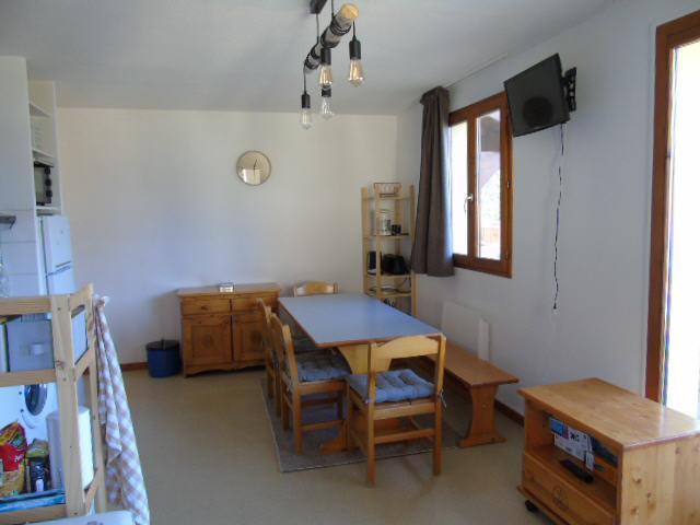 Ski verhuur Appartement 4 kabine kamers 8 personen (J01) - Chalet Arrondaz - Valfréjus - Woonkamer