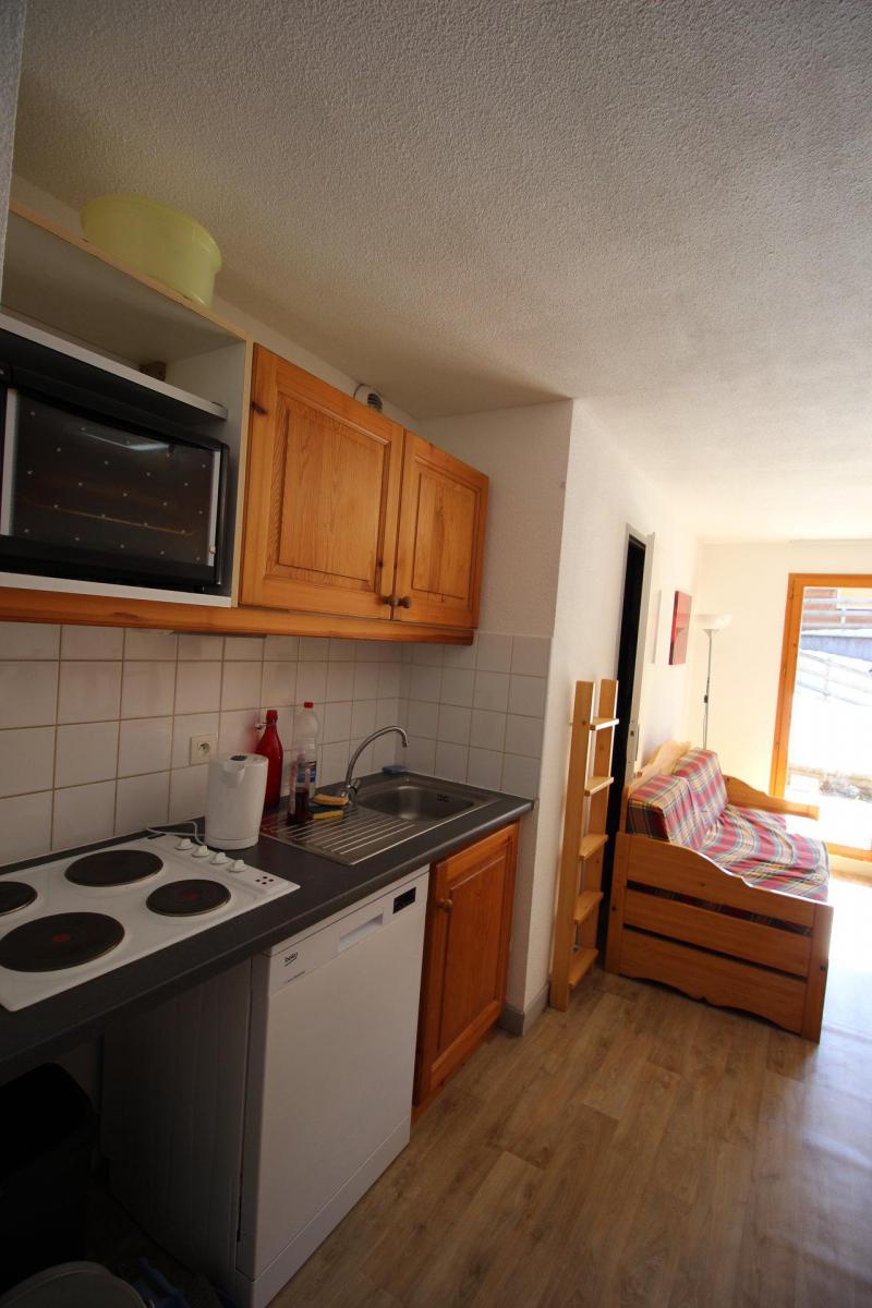 Wynajem na narty Apartament 3 pokojowy 6 osób (C2) - Chalet Arrondaz C - Valfréjus - Aneks kuchenny