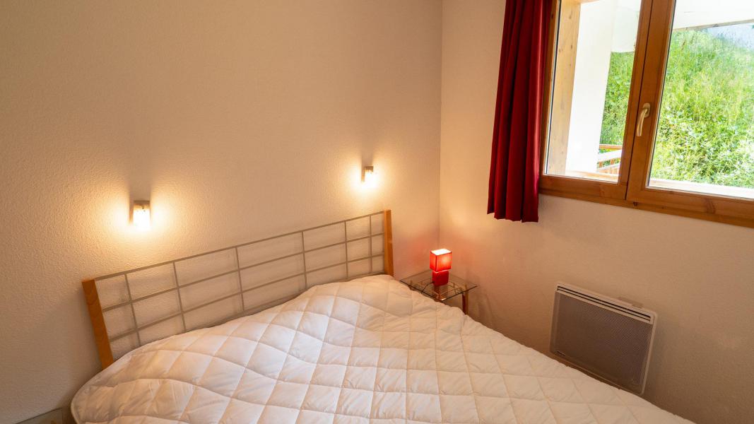 Rent in ski resort 2 room apartment 4 people (26) - Chalet de Florence - Valfréjus - Bedroom
