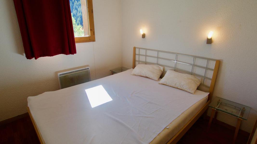Rent in ski resort 2 room apartment sleeping corner 6 people (202) - Chalet de Florence - Valfréjus - Bedroom