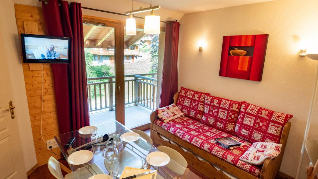Rent in ski resort 2 room apartment sleeping corner 6 people (307) - Chalet de Florence - Valfréjus - Living room