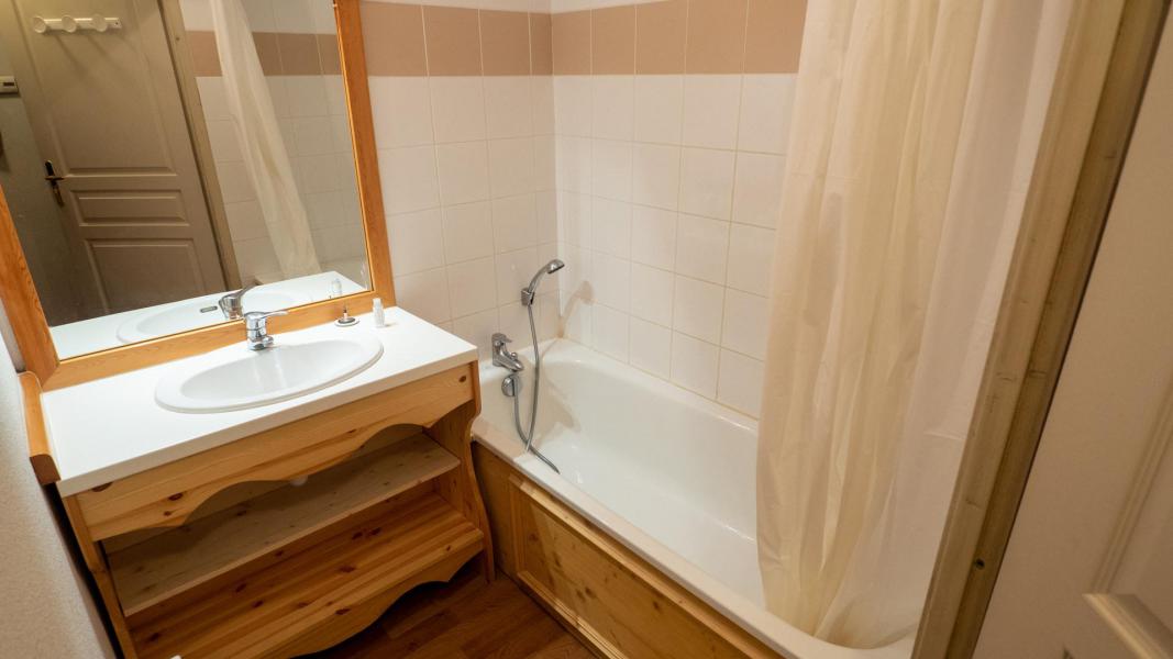 Skiverleih 2-Zimmer-Appartment für 4 Personen (26) - Chalet de Florence - Valfréjus - Badewanne