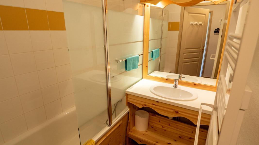 Location au ski Appartement 2 pièces 4 personnes (302) - Chalet de Florence - Valfréjus - Salle de bains