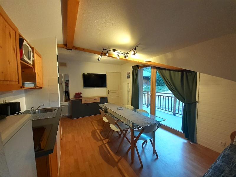 Rent in ski resort 3 room apartment sleeping corner 8 people (1-43) - Chalet Florence - Valfréjus - Living room