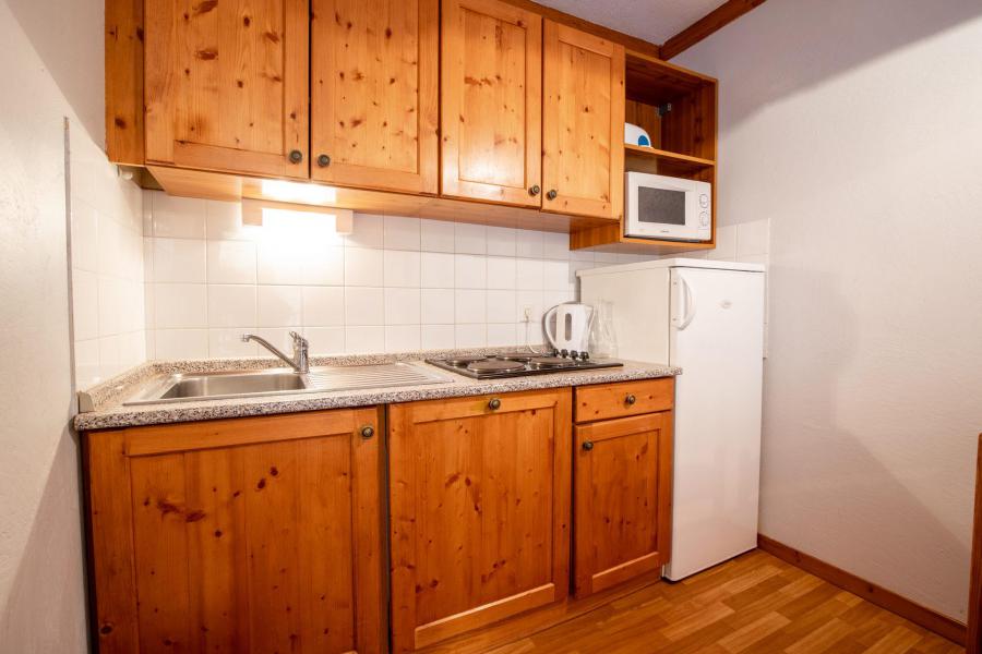 Аренда на лыжном курорте Апартаменты 2 комнат кабин 6 чел. (B156) - Chalets du Thabor - Valfréjus - Небольш&