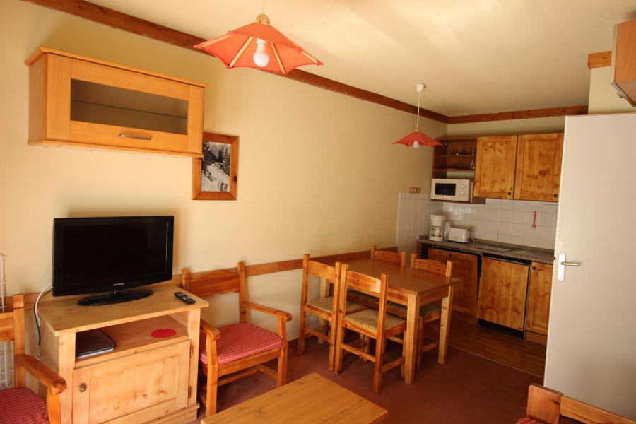 Ski verhuur Appartement 2 kamers 4 personen (155) - Chalets du Thabor - Valfréjus - Woonkamer