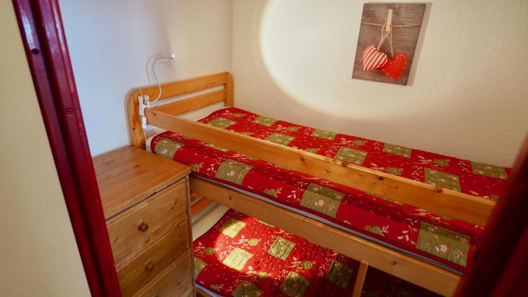 Alquiler al esquí Apartamento cabina para 4 personas (43) - La Résidence Chavière - Valfréjus - Habitación