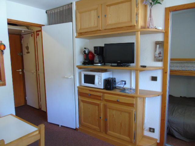 Rent in ski resort Studio 4 people (220) - Melezets 2 - Valfréjus - Living room