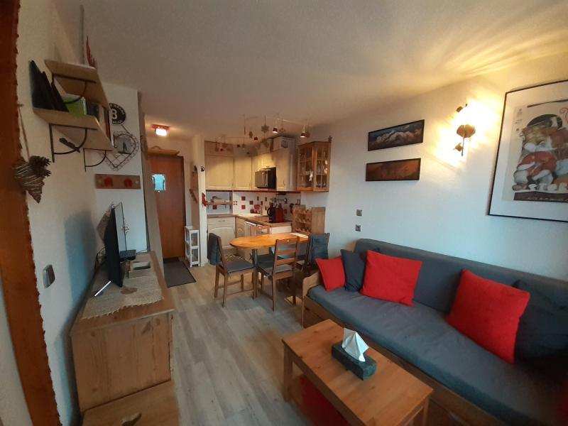 Rent in ski resort Studio cabin 4 people (447) - Melezets 2 - Valfréjus - Living room