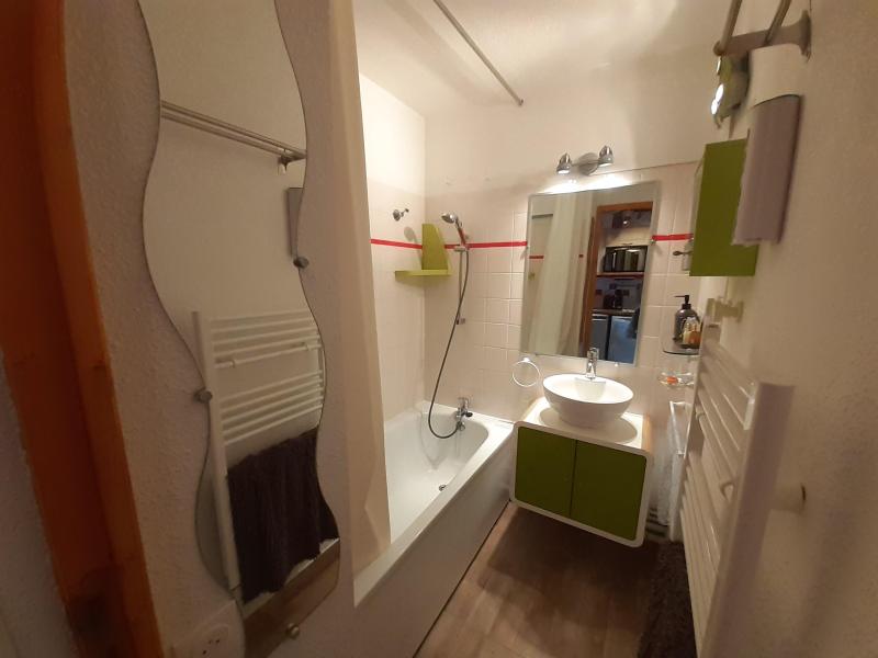 Location au ski Studio cabine 4 personnes (447) - Melezets 2 - Valfréjus - Salle de bain