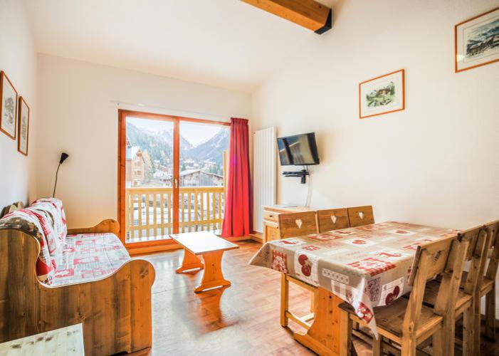 Аренда на лыжном курорте Апартаменты 3 комнат 7 чел. (72) - Résidence Cheval Blanc - Valfréjus - Салон