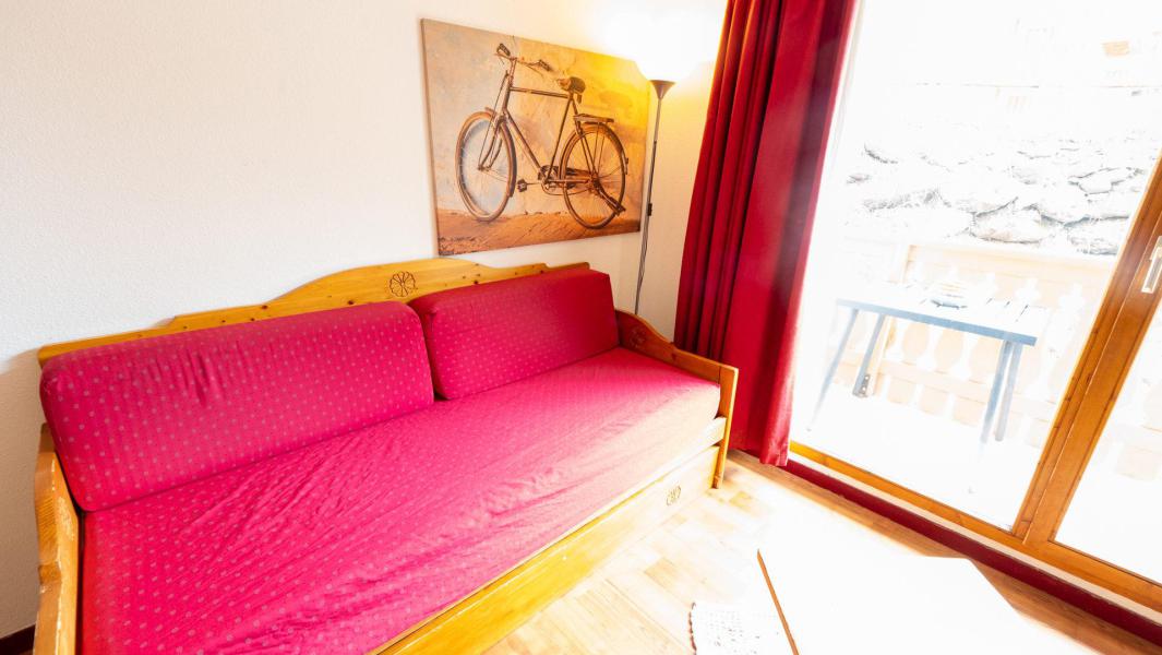 Rent in ski resort 3 room apartment cabin 6 people (29) - Résidence Cheval Blanc - Valfréjus - Living room