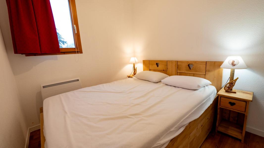Skiverleih 3-Zimmer-Holzhütte für 7 Personen (47) - Résidence Cheval Blanc - Valfréjus - Schlafzimmer