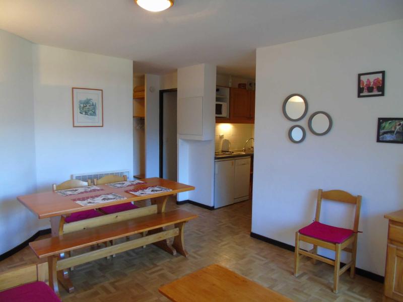 Ski verhuur Appartement 2 kamers 4 personen (69) - Résidence Cheval Blanc - Valfréjus - Woonkamer