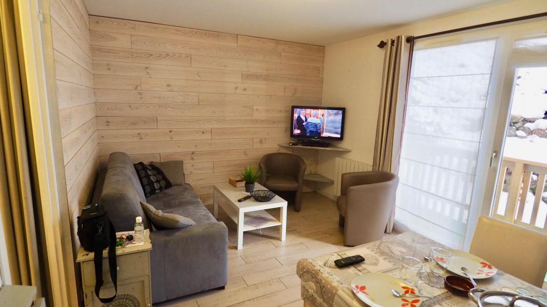 Location au ski Appartement 2 pièces cabine 6 personnes (105) - Résidence Cheval Blanc - Valfréjus - Canapé