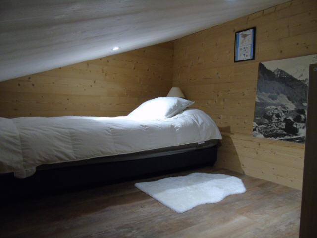 Rent in ski resort 3 room apartment cabin 6 people (40) - Résidence la Chaviere - Valfréjus - Bedroom