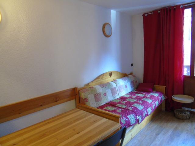 Ski verhuur Studio cabine 4 personen (26) - Résidence la Chaviere - Valfréjus - Woonkamer