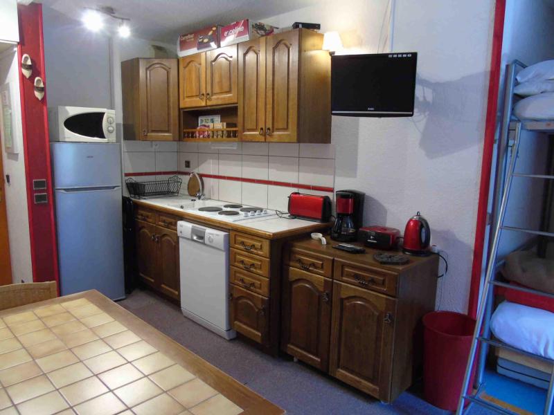 Location au ski Studio cabine 4 personnes (12) - Résidence la Chaviere - Valfréjus - Kitchenette