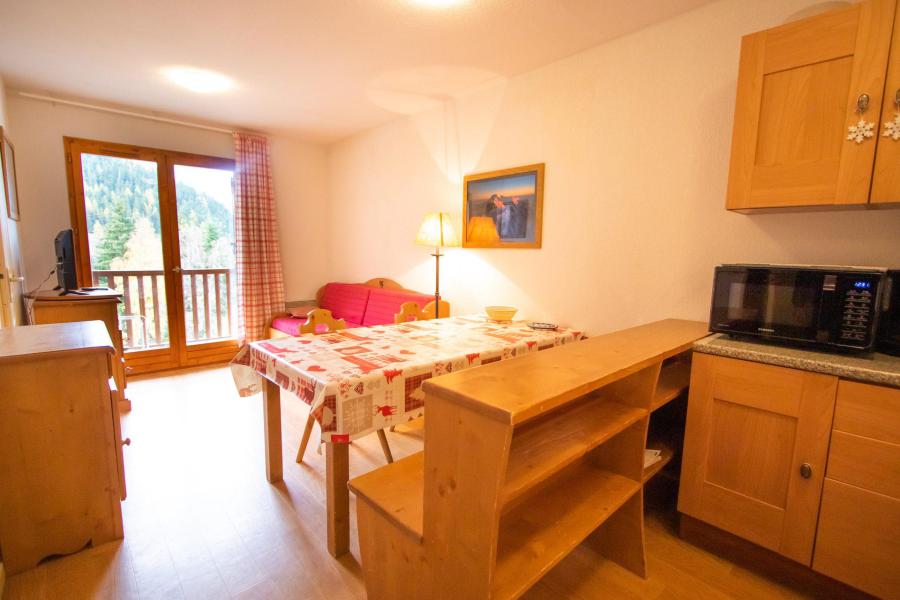 Rent in ski resort 2 room apartment cabin 6 people (03) - Résidence le Belvédère Busseroles - Valfréjus - Apartment