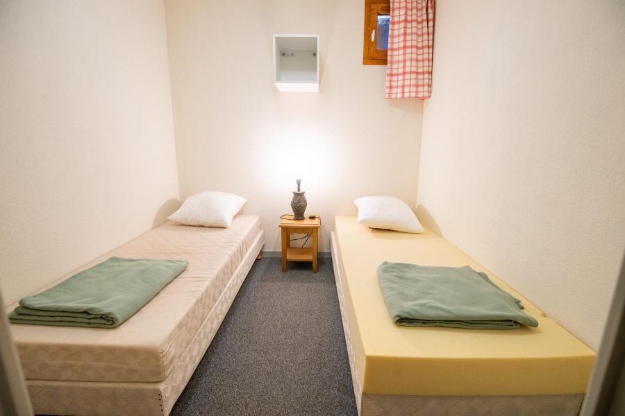 Skiverleih 3-Zimmer-Holzhütte für 8 Personen (12) - Résidence le Belvédère Busseroles - Valfréjus - Schlafzimmer