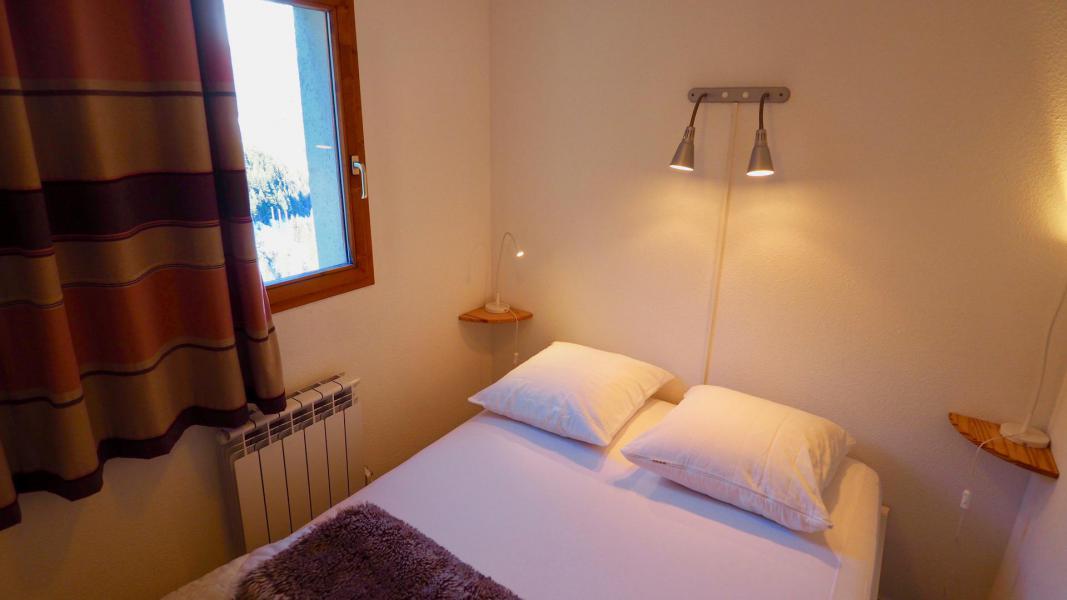 Rent in ski resort 4 room apartment 8 people (24) - Résidence le Grand Argentier - Valfréjus - Double bed