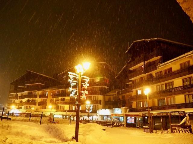 Vacances en montagne Résidence le Thabor E - Valfréjus - Extérieur hiver