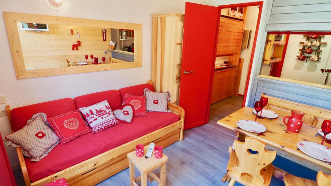 Ski verhuur Studio bergnis 4 personen (C-121) - Résidence le Thabor - Valfréjus - Woonkamer