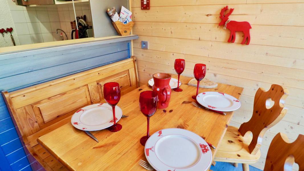 Skiverleih Studio Schlafnische 4 Personen (C-121) - Résidence le Thabor - Valfréjus - Wohnzimmer