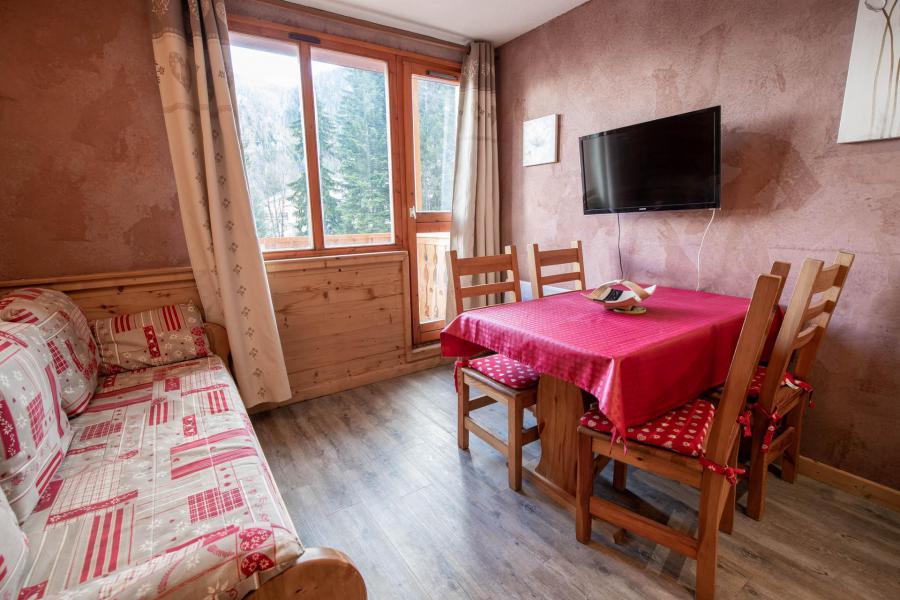 Rent in ski resort Studio 3 people (1566) - Résidence les Mélèzets 1 - Valfréjus - Living room