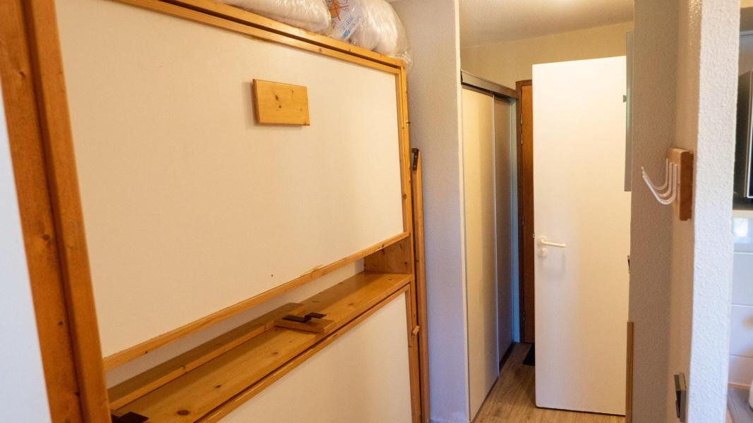Rent in ski resort Studio sleeping corner 4 people (1-457) - Résidence les Mélezets - Valfréjus - Apartment