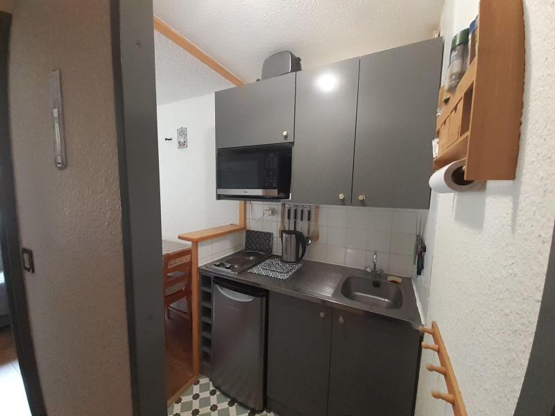 Rent in ski resort Studio sleeping corner 3 people (C76) - Résidence Thabor C - Valfréjus - Kitchenette